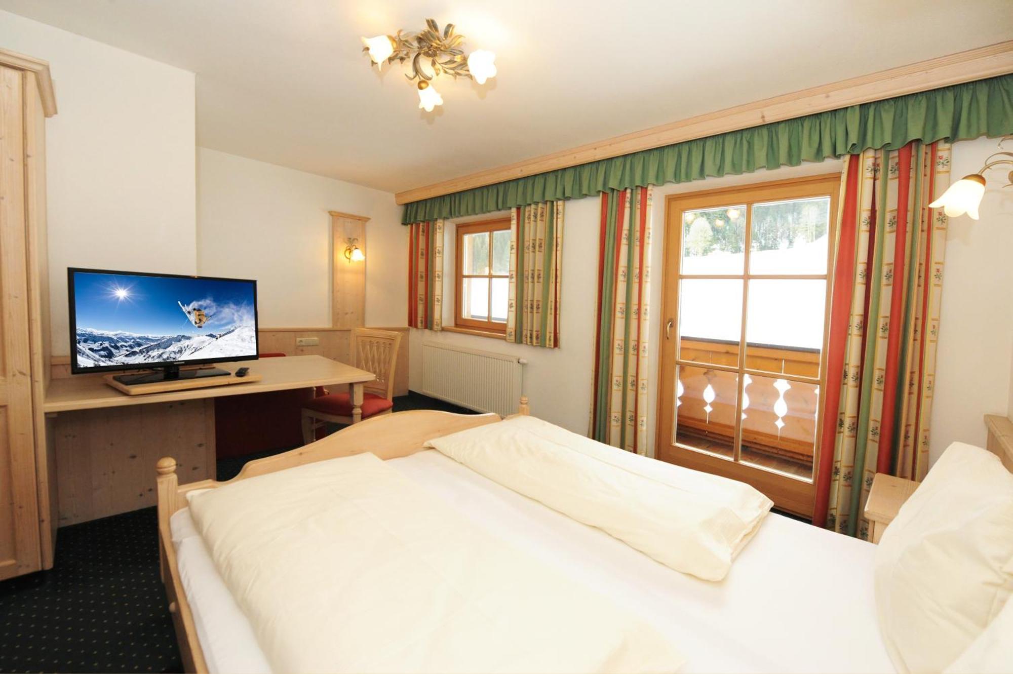 Riederhof Hotel Леоганг Екстериор снимка