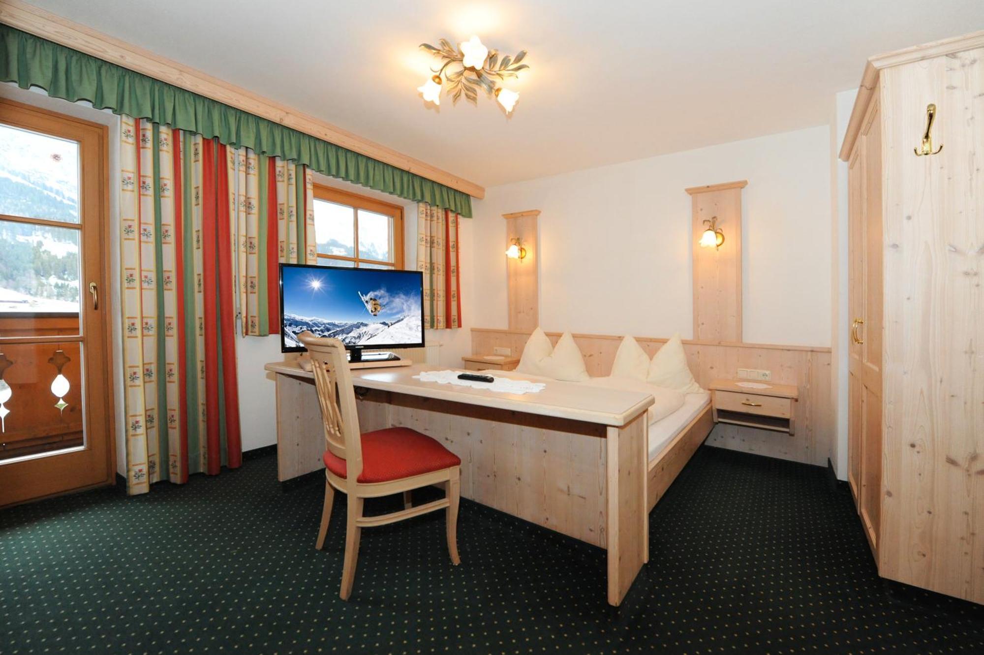 Riederhof Hotel Леоганг Екстериор снимка
