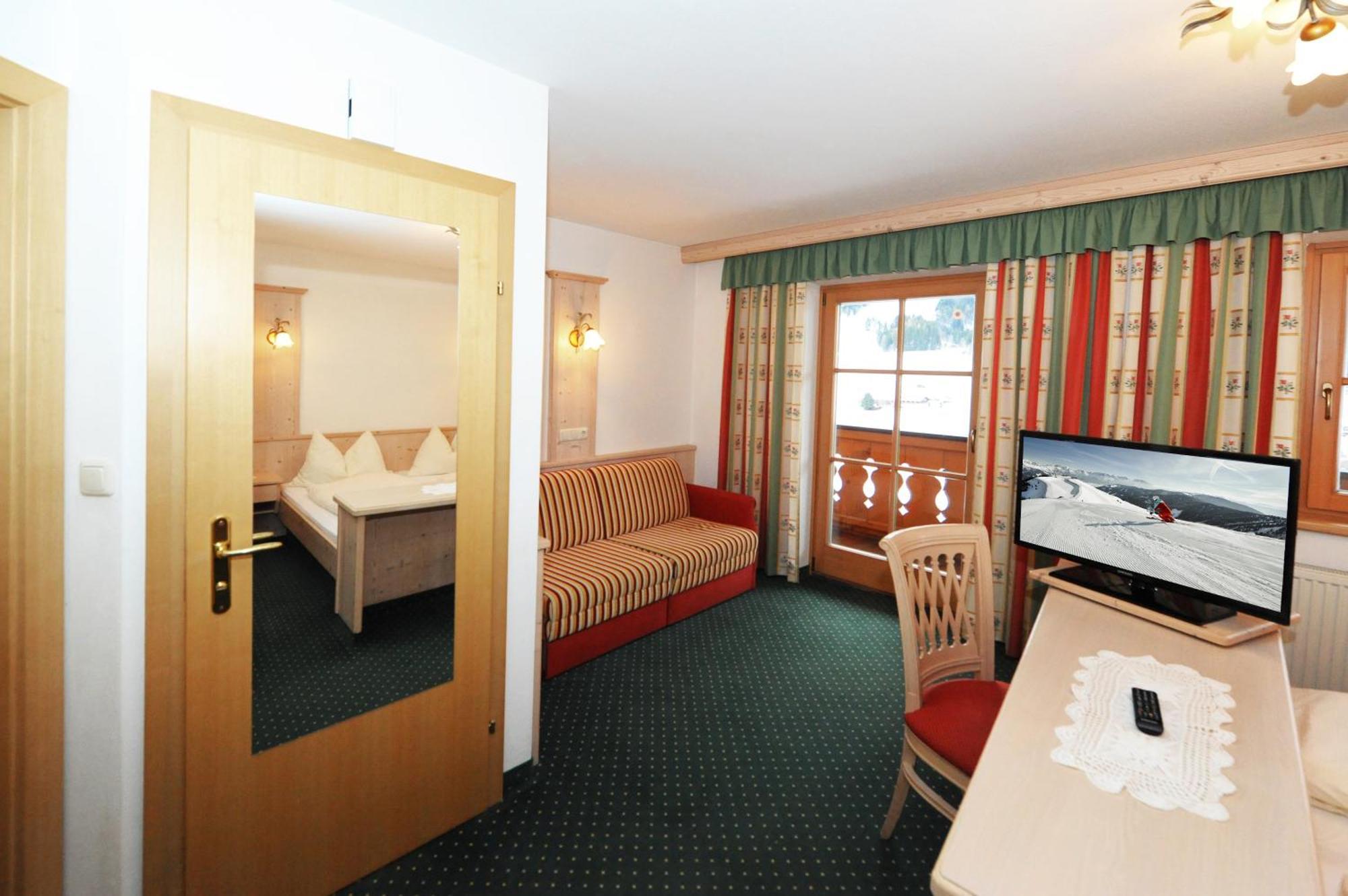 Riederhof Hotel Леоганг Екстериор снимка